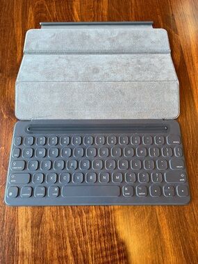 Apple Smart Keyboard for iPad